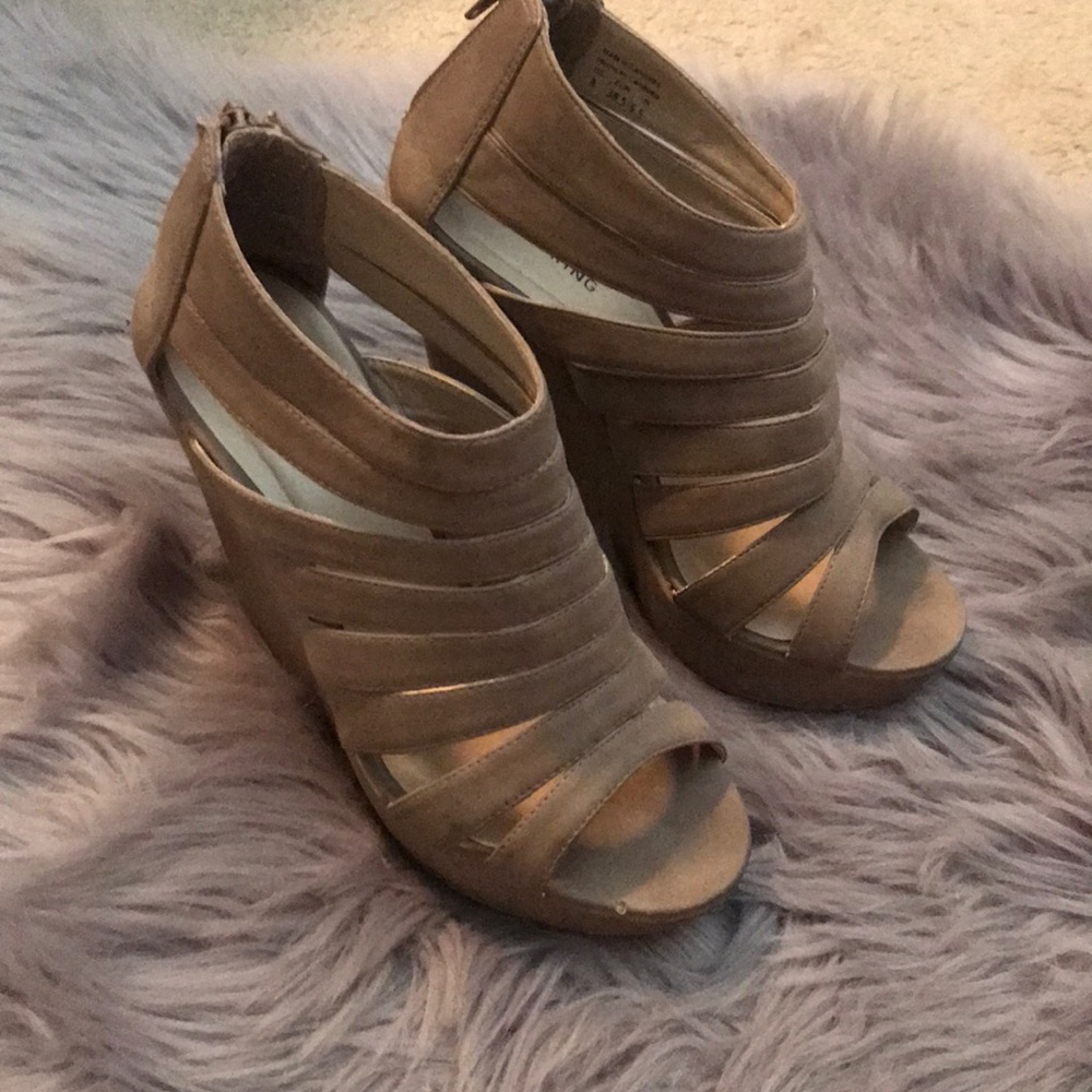 Tan Strappy Wedges